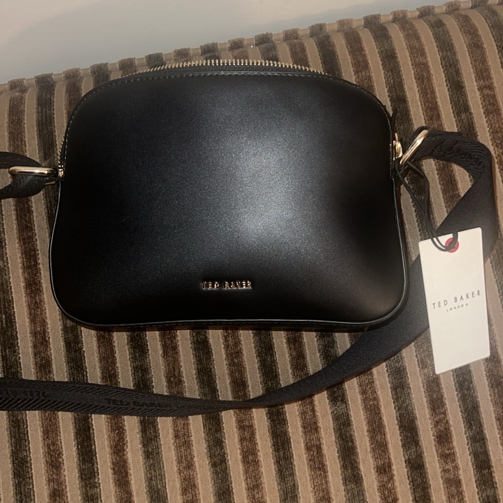 NWT Ted Baker Camera Crossbody Bag Jet Black